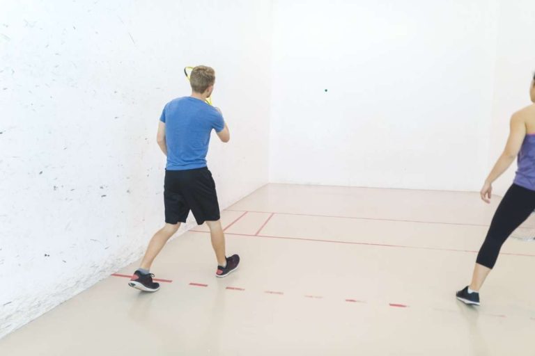 How Many Calories Does Racquetball Burn? (Real Data)